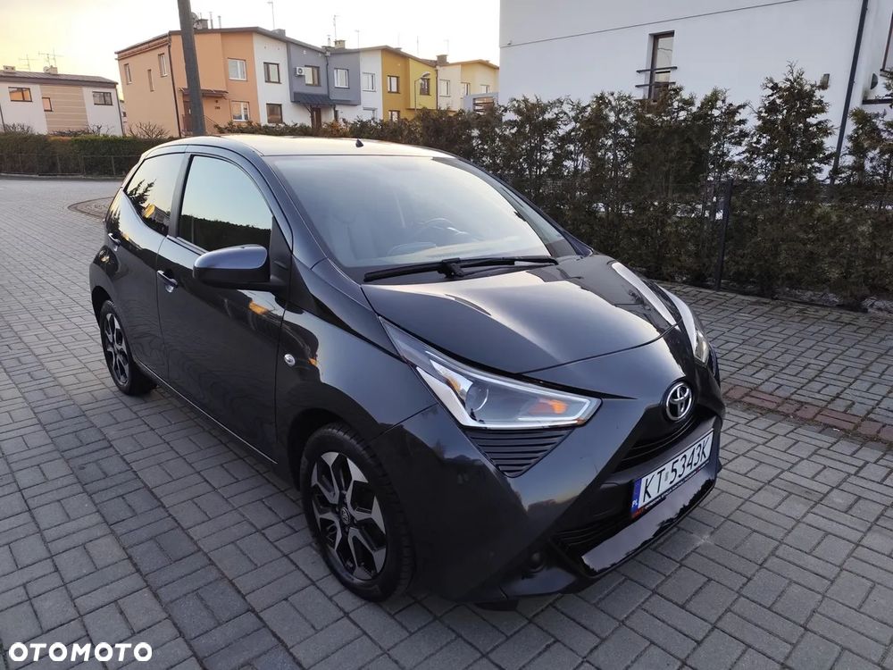 Toyota Aygo x-clusiv - 19