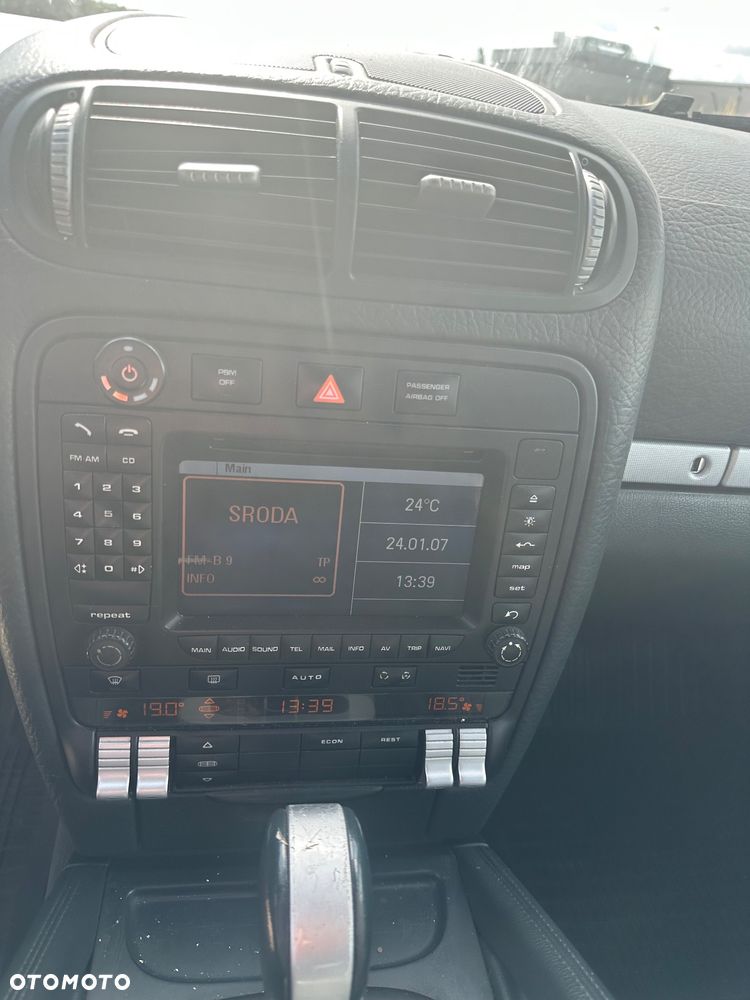 Porsche Cayenne Tiptronic S - 6