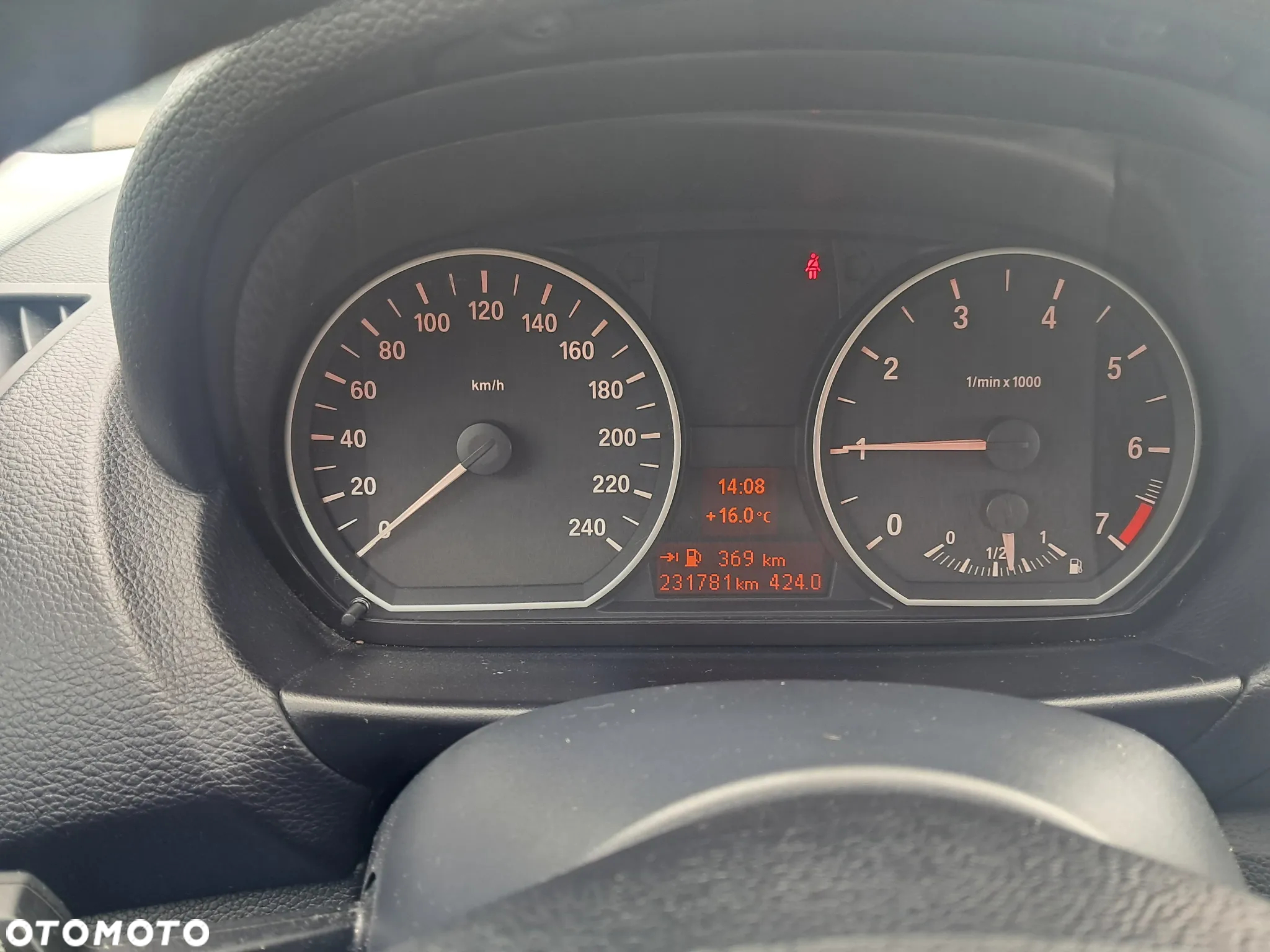 BMW Seria 1 116i - 4
