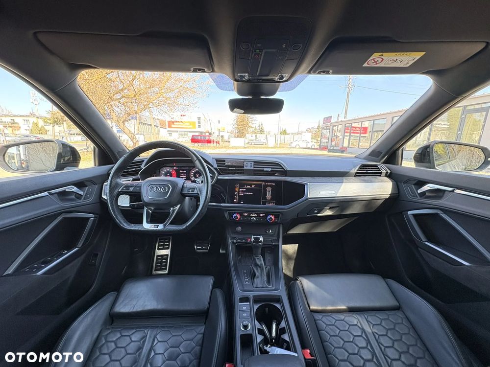 Audi RS Q3 2.5 TFSI quattro S tronic - 24