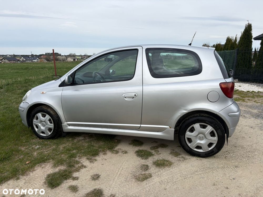 Toyota Yaris 1.3 Luna - 1