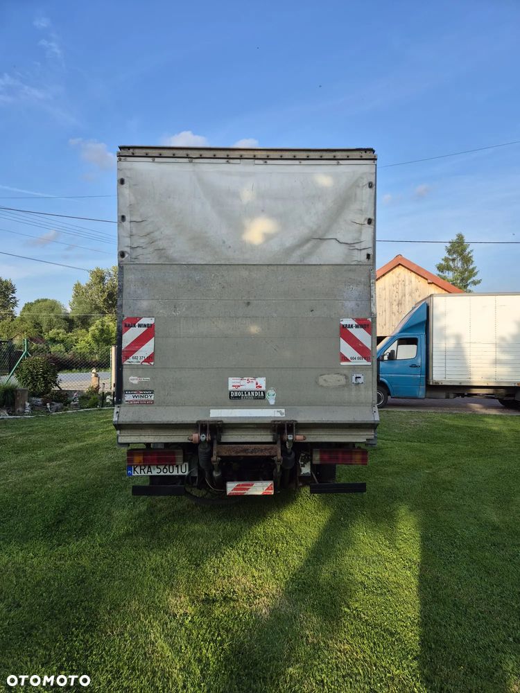 Mercedes-Benz Sprinter - 5