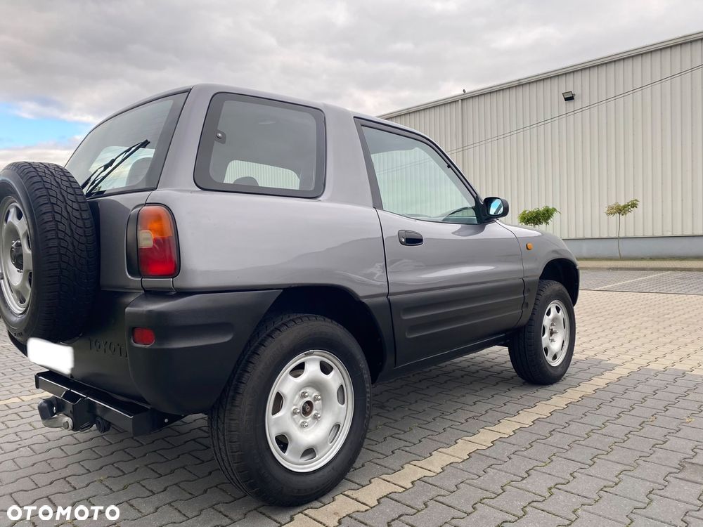 Toyota RAV4 - 29