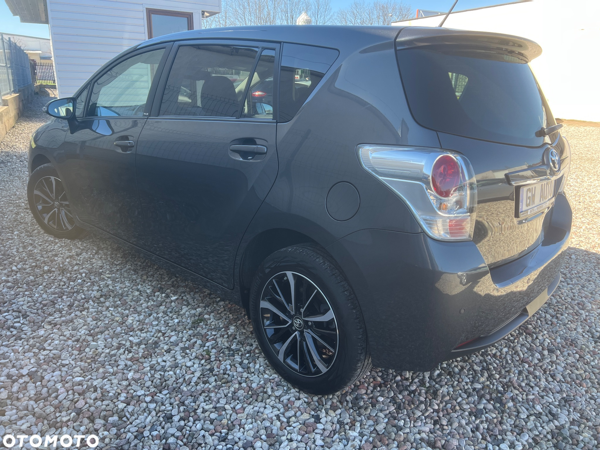 Toyota Verso - 15