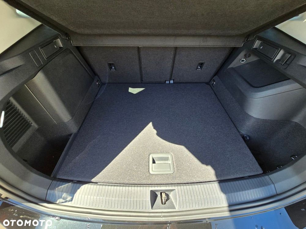 Volkswagen Tiguan - 22