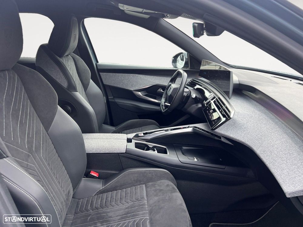 Peugeot E-3008 73 kWh GT - 15