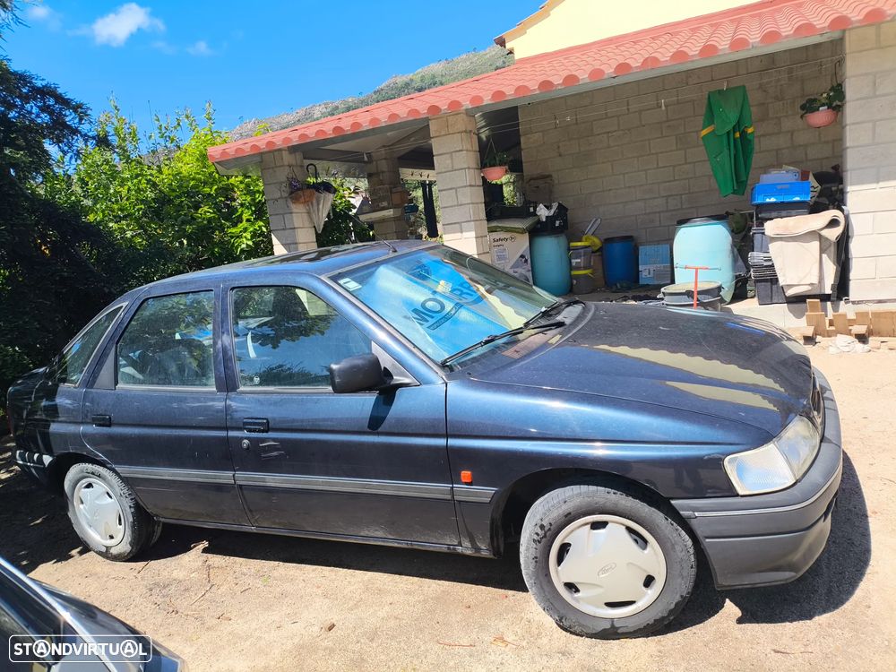 Ford Escort 1.3 CL - 3