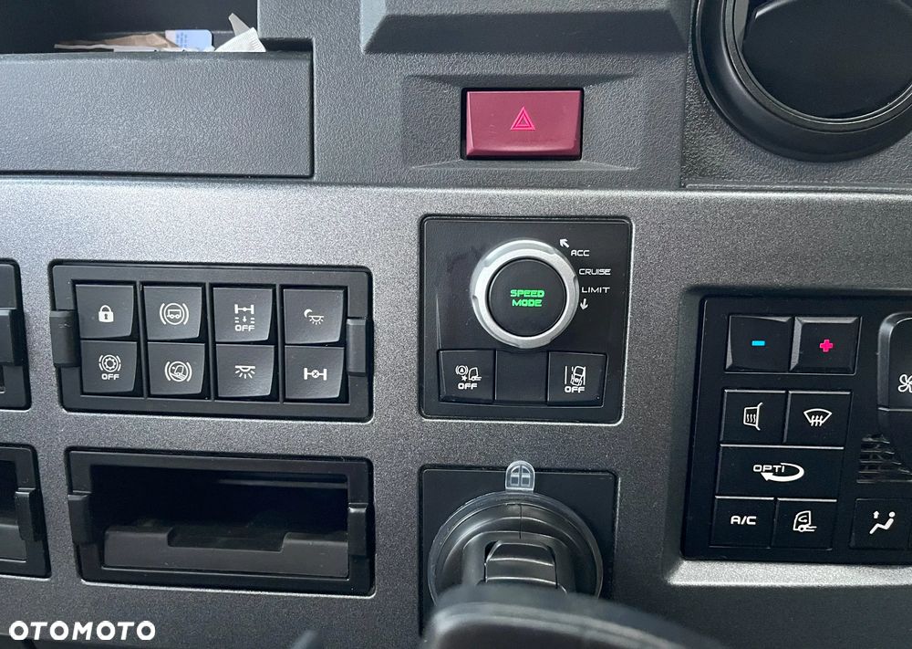 Renault T520 - 22