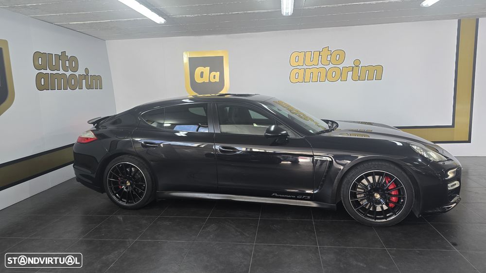 Porsche Panamera GTS PDK - 4
