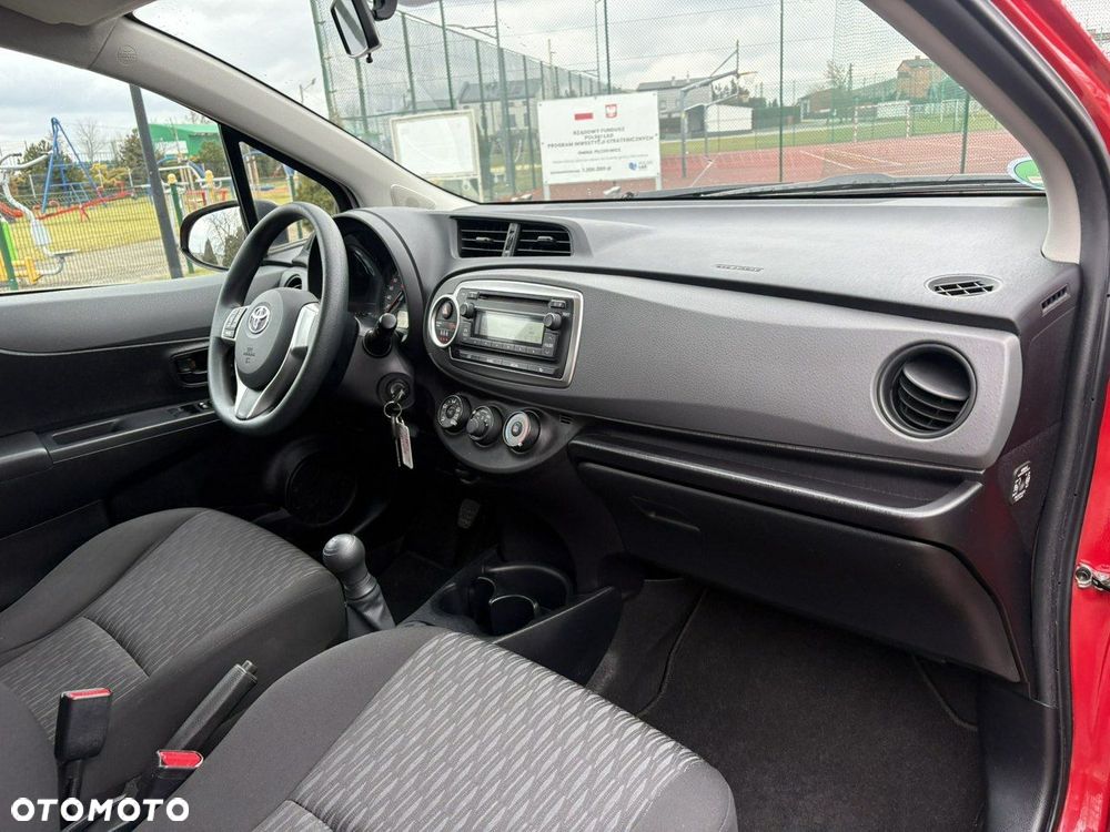 Toyota Yaris - 14