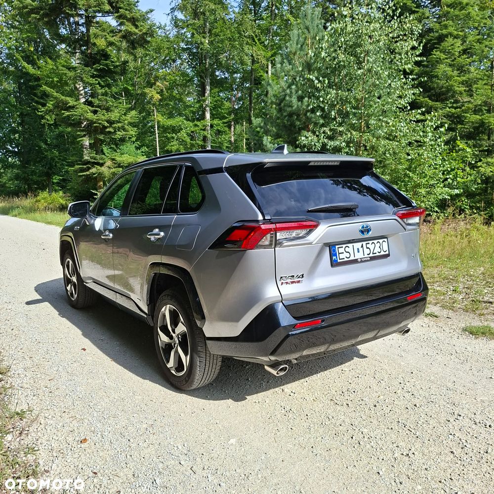 Toyota RAV4 - 10