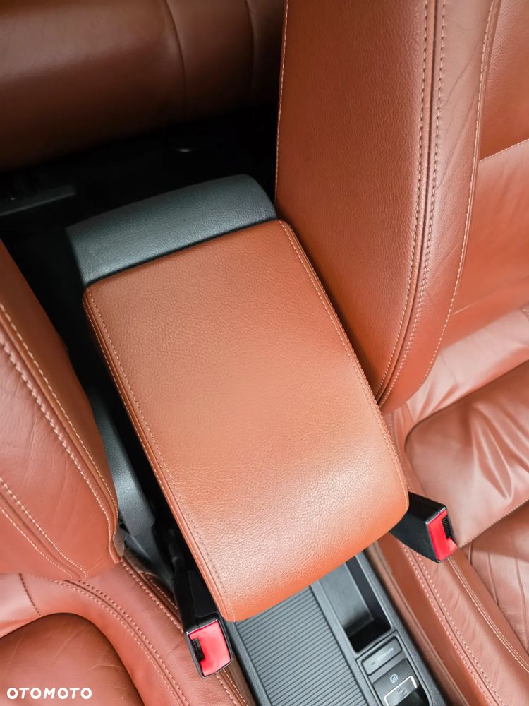 Volkswagen Tiguan 2.0 TDI DPF 4Motion Track & Field - 24