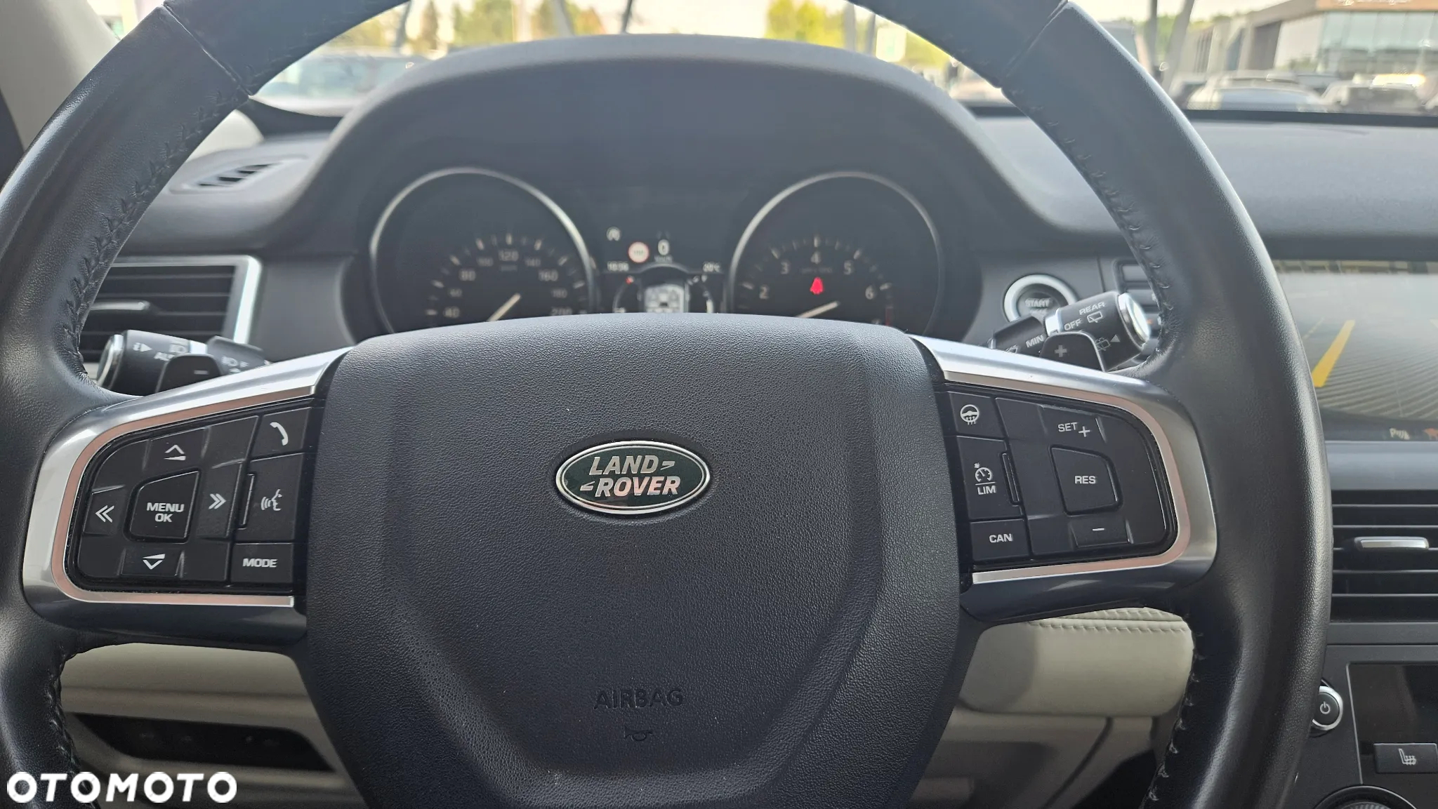 Land Rover Discovery Sport 2.0 Si4 HSE - 17