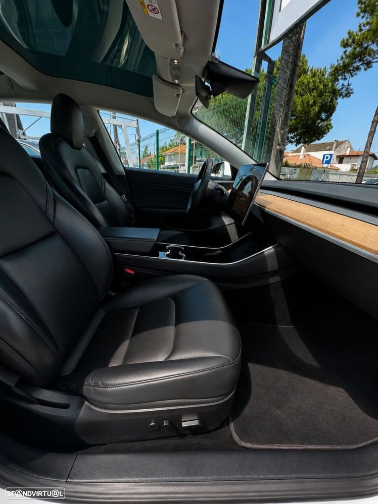 Tesla Model 3 Performance Dual Motor AWD - 17