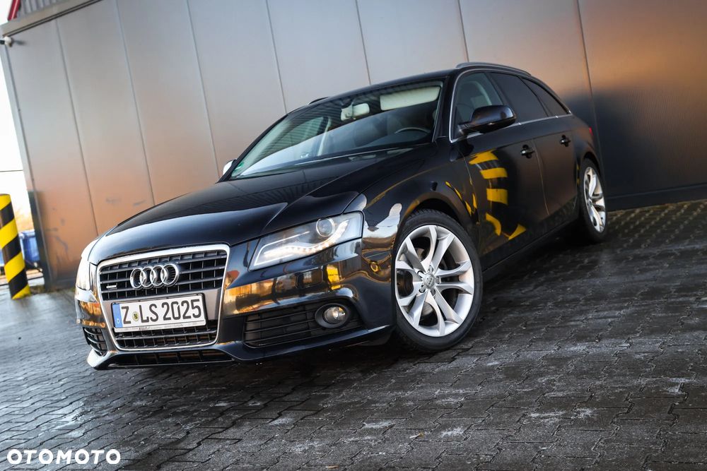Audi A4 Avant 2.0 TDI DPF quattro S line Sportpaket (plus) - 1