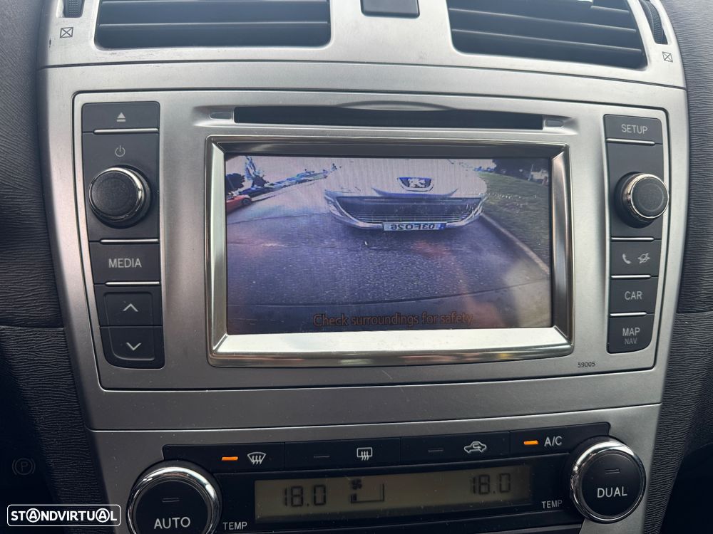 Toyota Avensis SW 2.0 D-4D Exclusive +Navi - 10