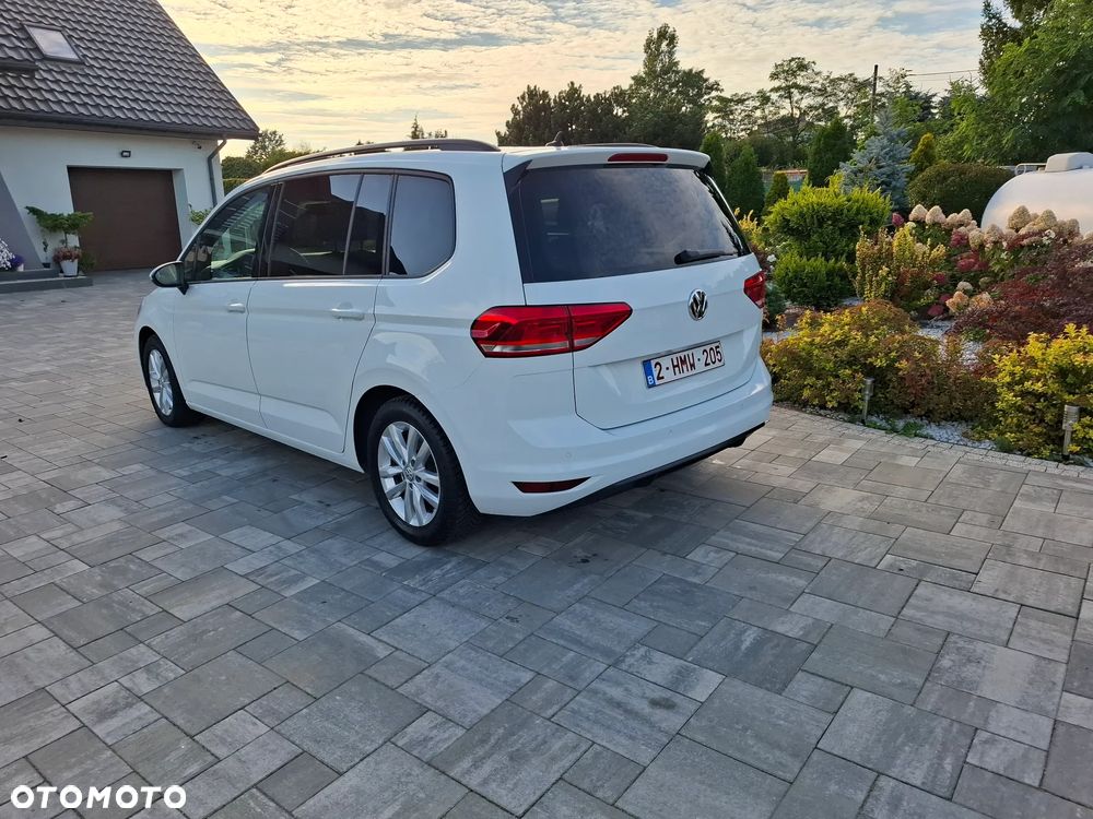 Volkswagen Touran 1.6 TDI SCR BlueMotion Technology Comfortline - 8