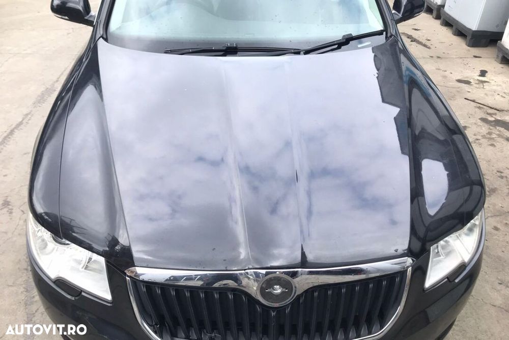 CAPOTA MOTOR SKODA SUPERB 2009-2013 - 1