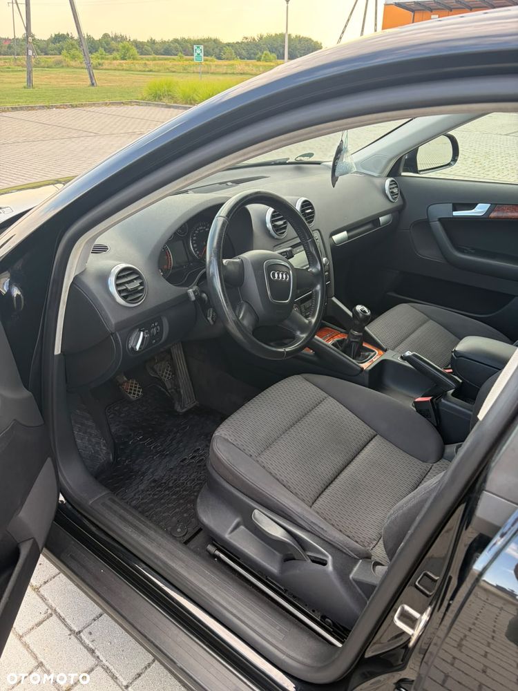 Audi A3 Sportback - 8