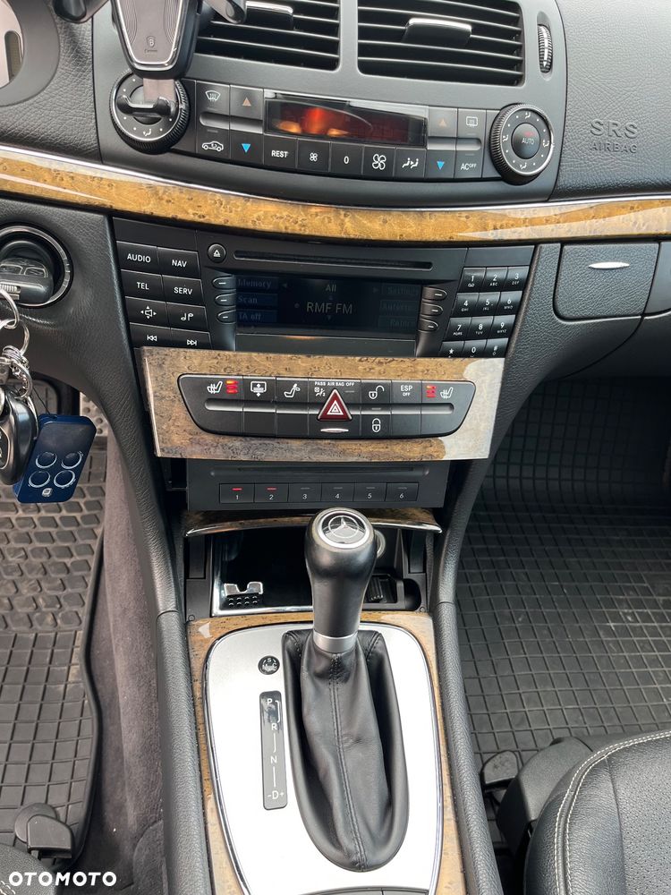 Mercedes-Benz Klasa E 200 Kompressor Automatik Avantgarde - 19