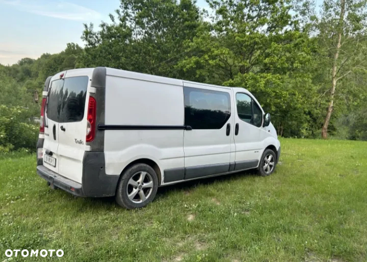 Renault trafic vivaro primastar 6 osob - 8