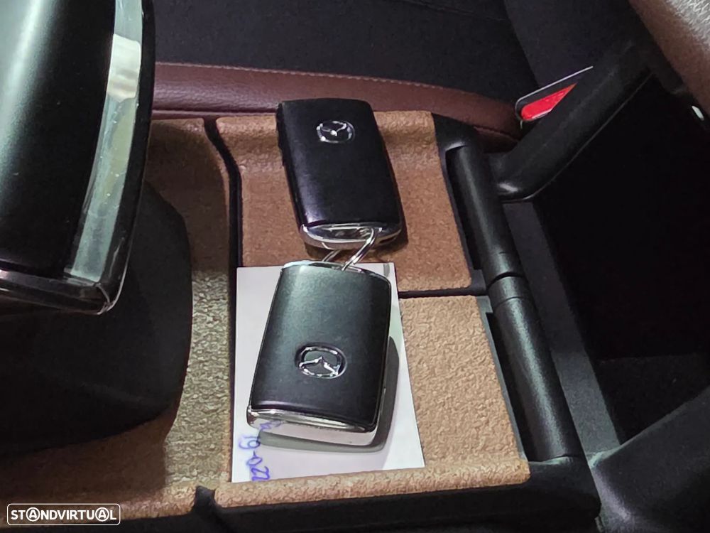 Mazda MX-30 e-SKYACTIV - 23