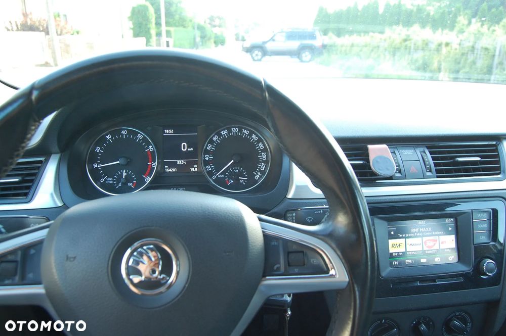 Skoda RAPID 1.2 TSI Ambition - 11