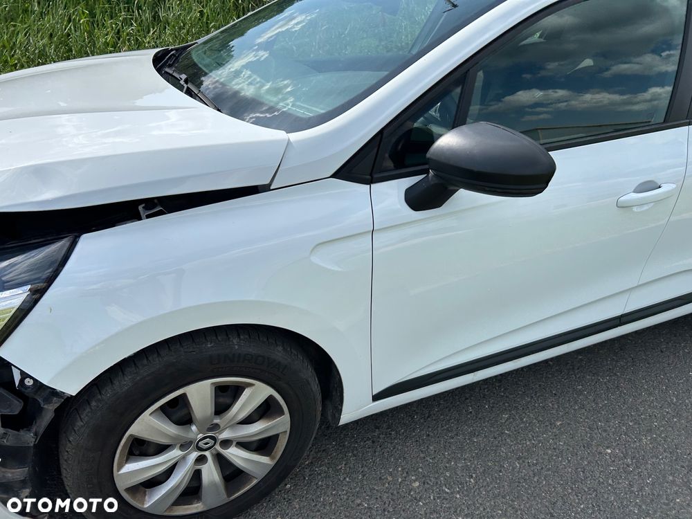 Renault Clio - 19