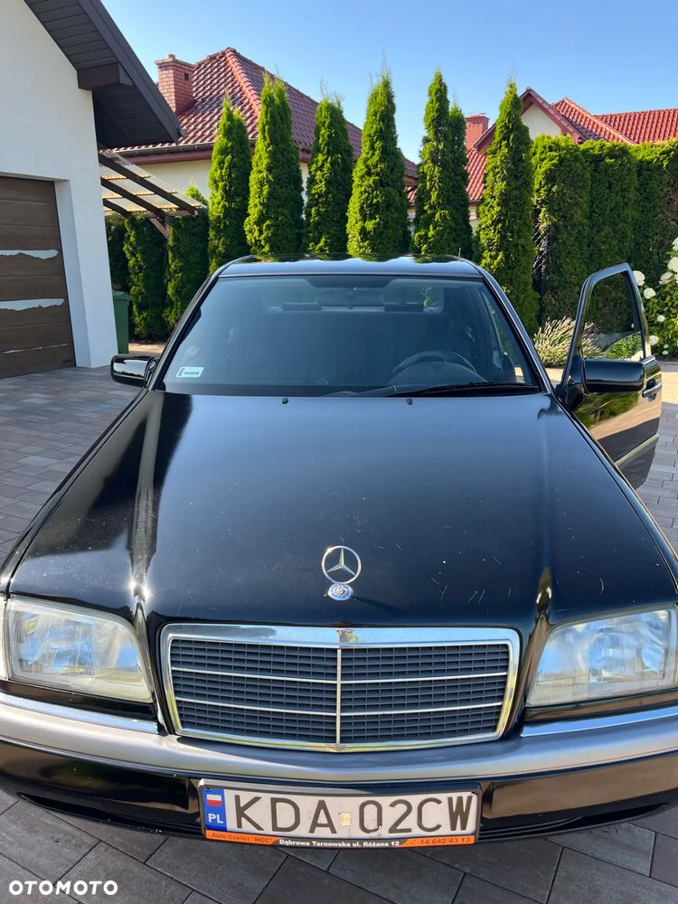Mercedes-Benz Klasa C 180 Elegance - 4