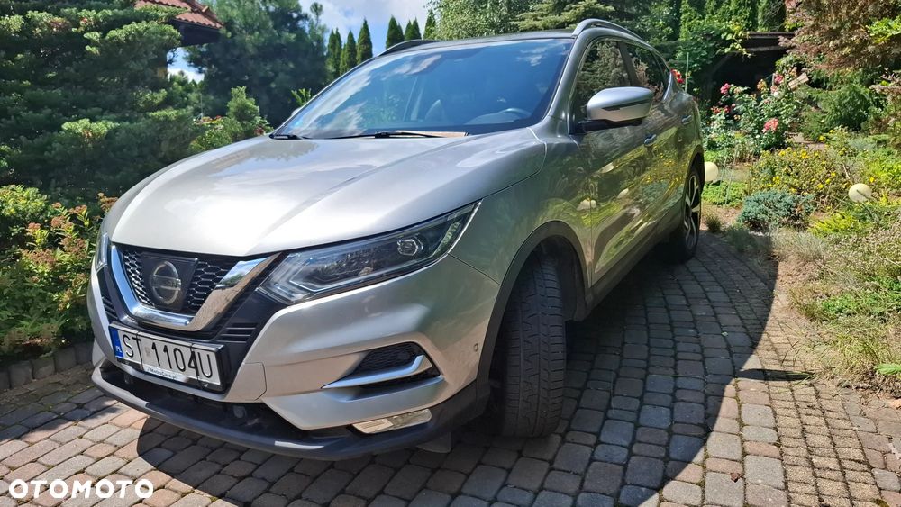 Nissan Qashqai 1.6 DCi Xtronic TEKNA - 6