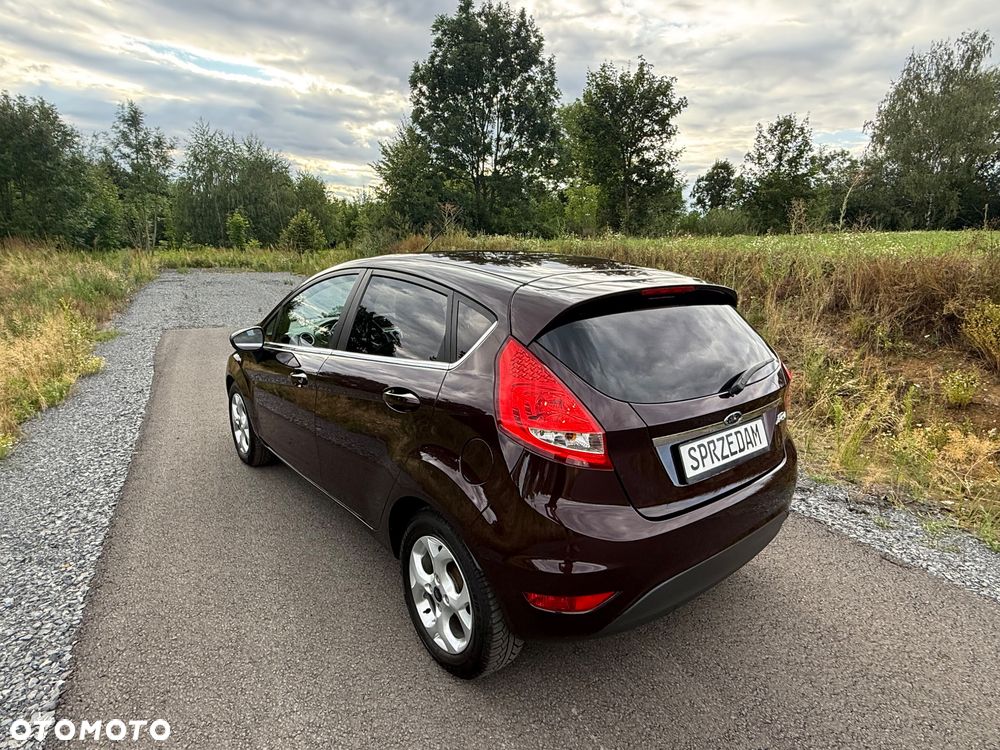 Ford Fiesta 1.4 Titanium - 11