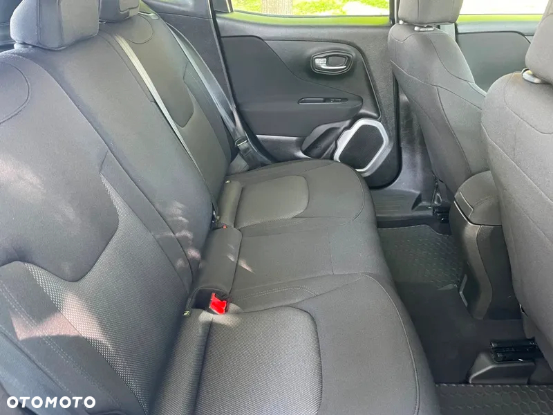 Jeep Renegade - 8