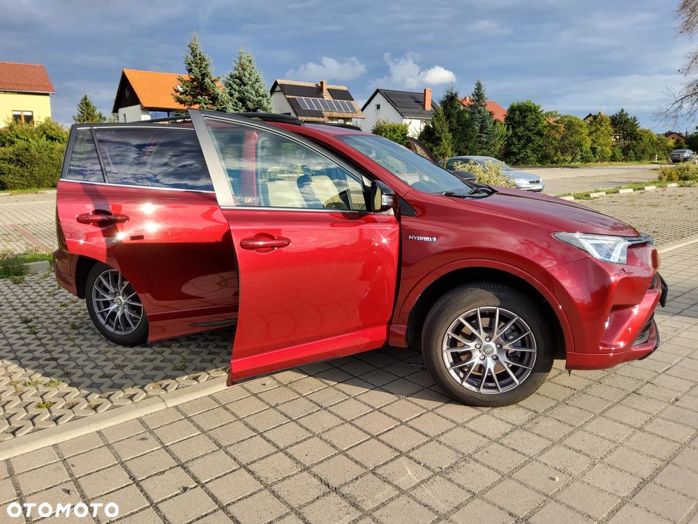 Toyota RAV4 Hybrid Selection 4x2 - 8