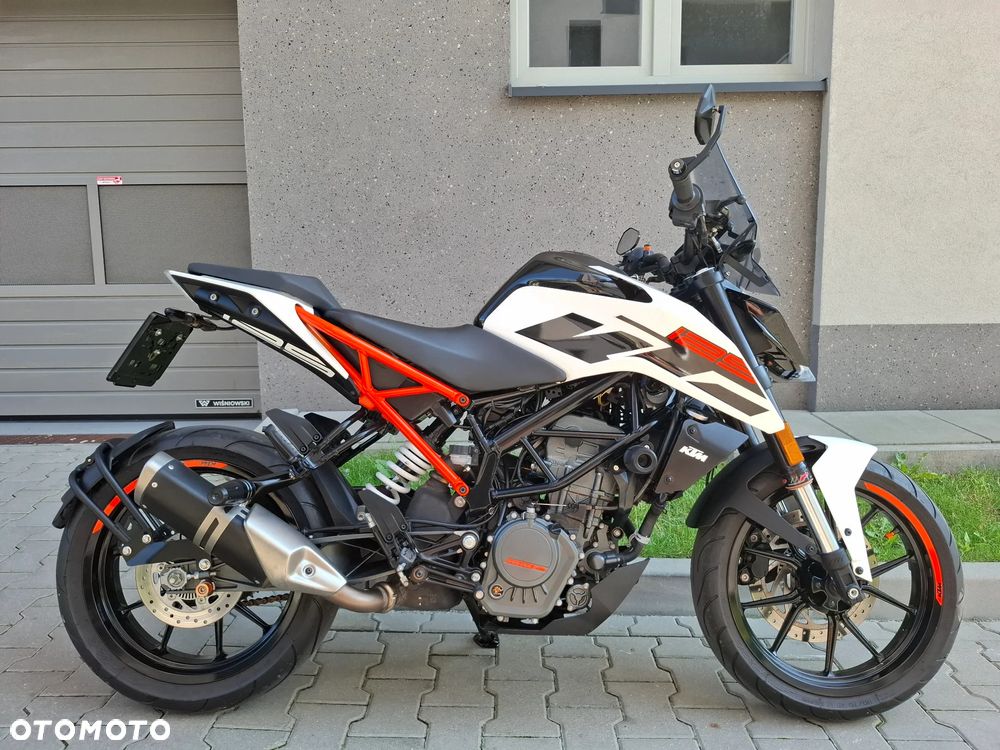 KTM Duke