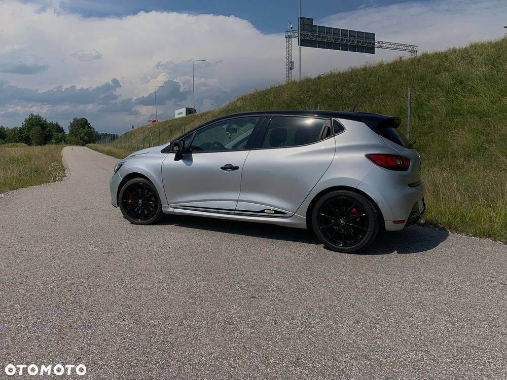 Renault Clio 1.6 R.S 200 EDC - 21