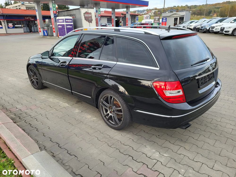 Mercedes-Benz Klasa C 200 T (BlueEFFICIENCY) 7G-TRONIC Elegance - 4
