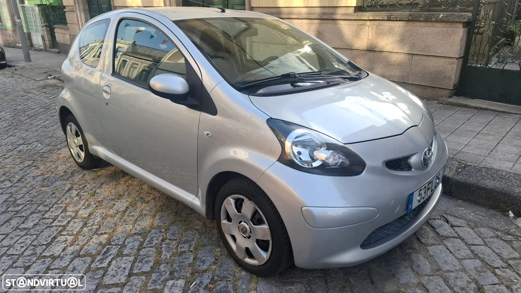 Toyota Aygo 1.0 + - 3
