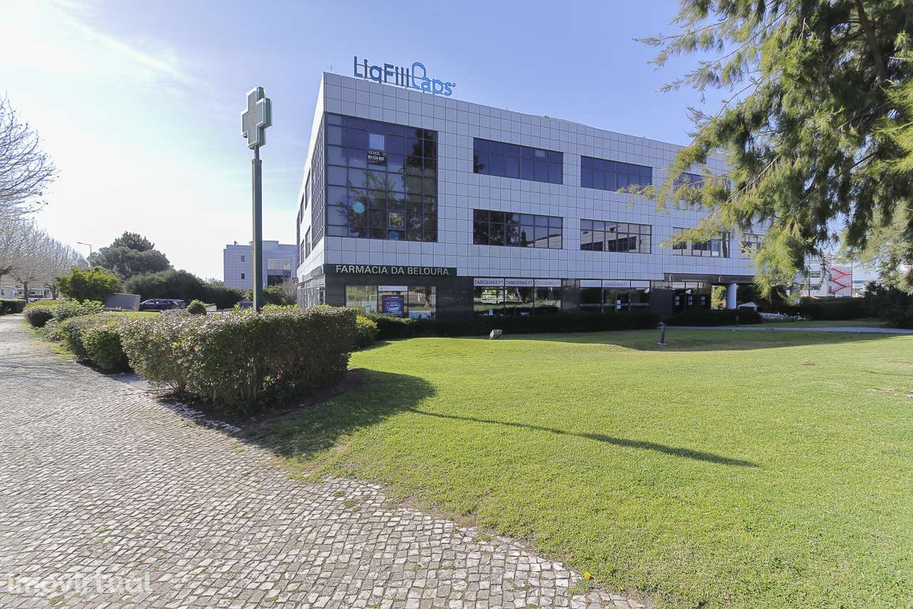 OPORTUNIDADE de INVESTIMENTO - ESCRITÓRIO NA QUINTA DA BELOURA SINTRA - Grande imagem: 2/40