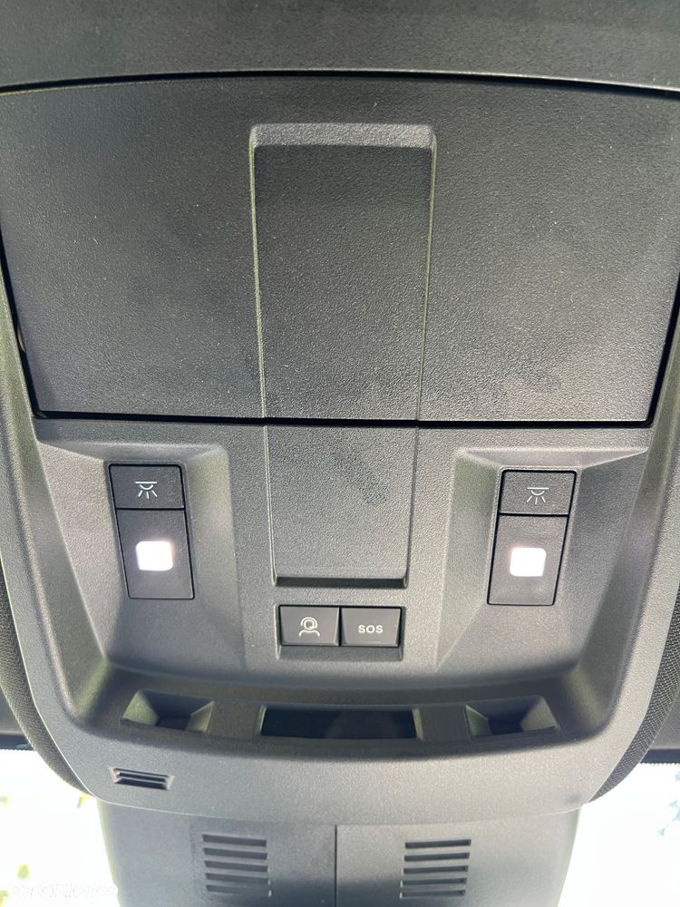 Peugeot 5008 - 31