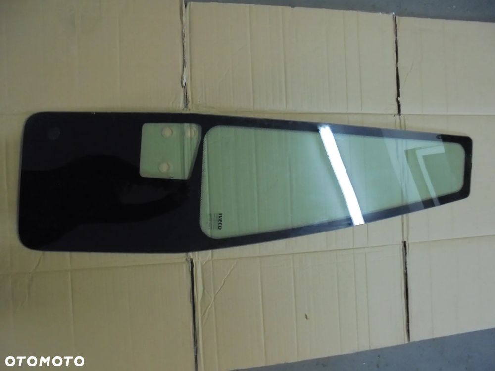 SZYBA PRZÓD DRZWI PRAWA EUROCARGO 2009 R-