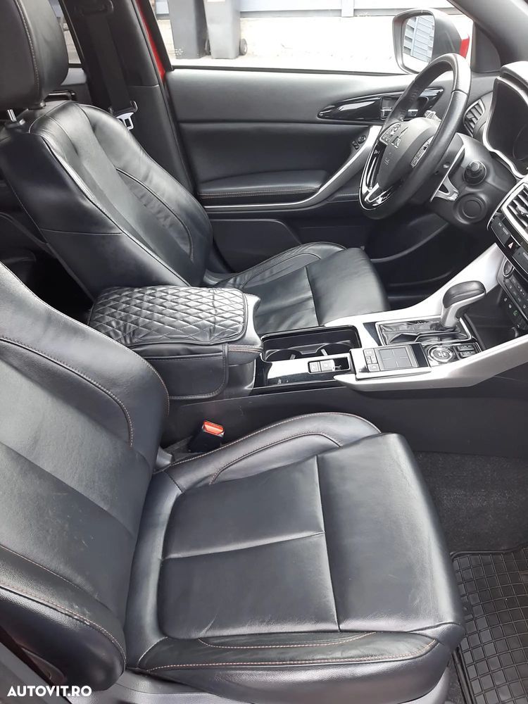 Mitsubishi Eclipse-Cross 1.5-litre 16-valve DOHC MIVEC 4X4 Instyle+ Aut. - 14
