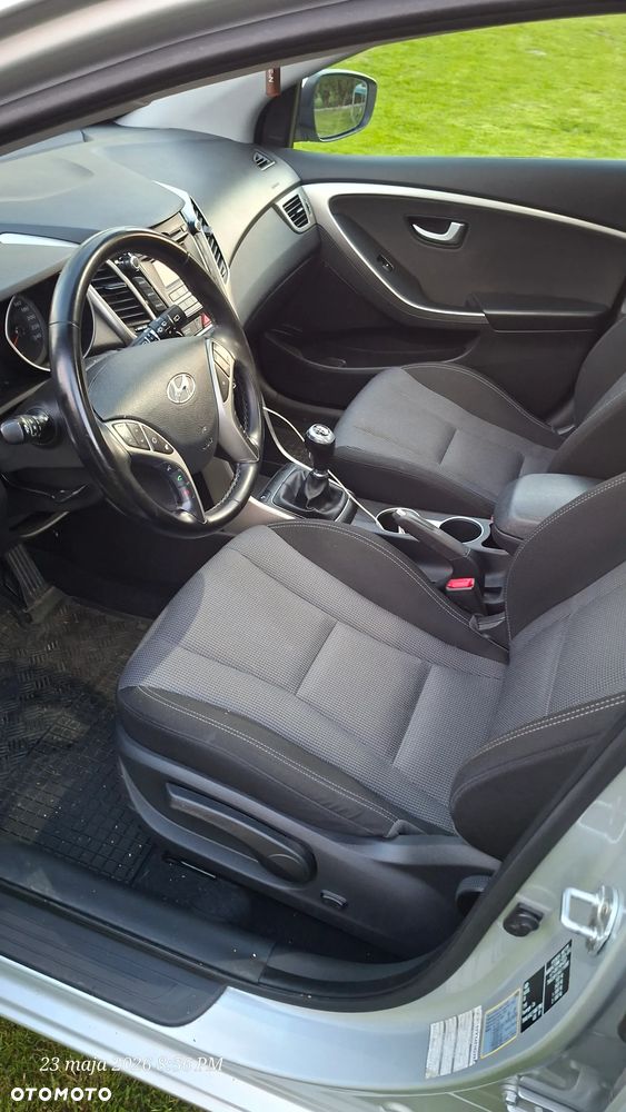 Hyundai i30 1.6 CRDi Classic + - 20