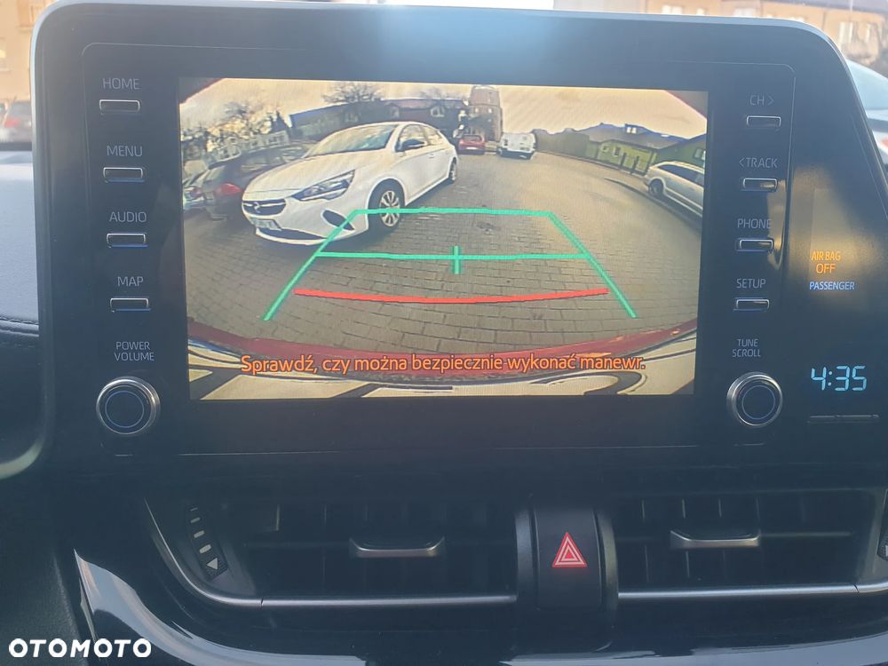 Toyota C-HR - 11