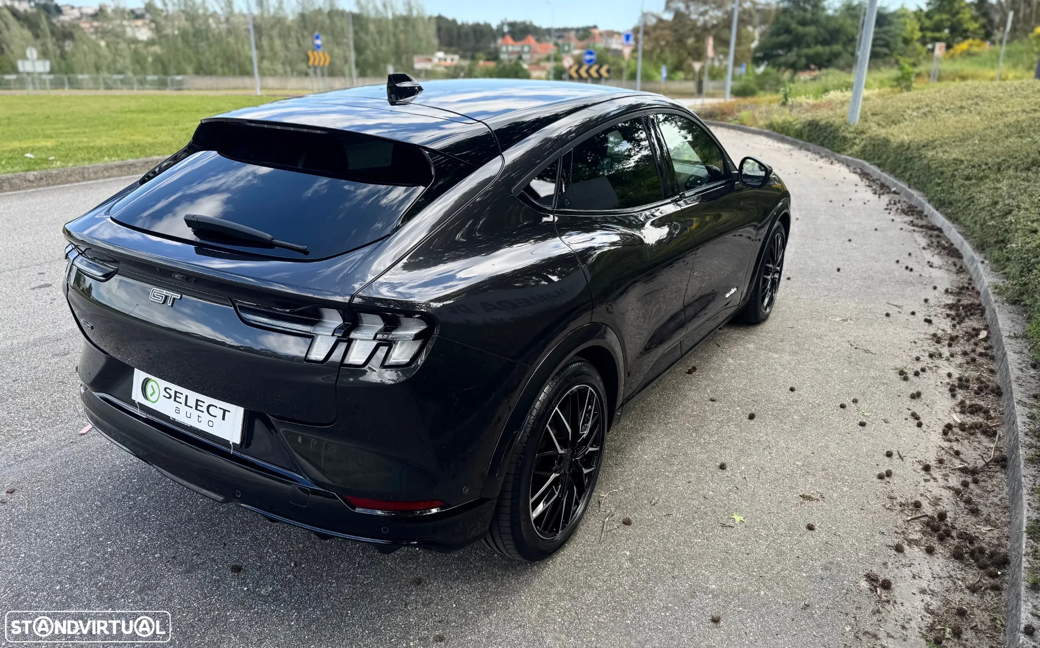 Ford Mustang Mach-E 98.7 kWh GT AWD - 17