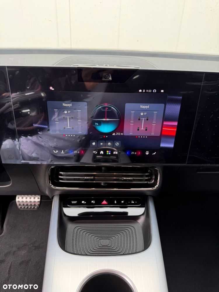 Mercedes-Benz GLB - 20