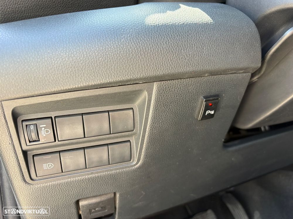 Toyota Yaris Cross 1.5 HDF Comfort Plus - 15