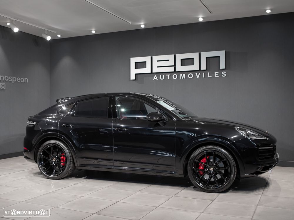 Porsche Cayenne Coupé GTS - 20