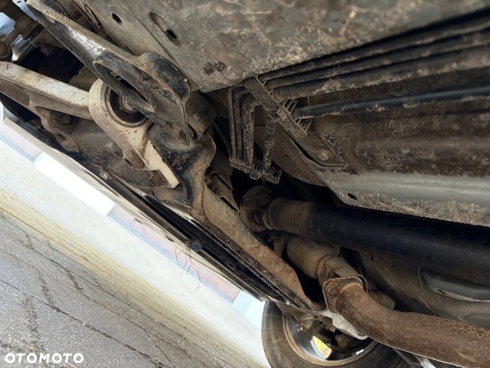 Nissan X-Trail 2.2 dCi 4x4 Elegance - 17