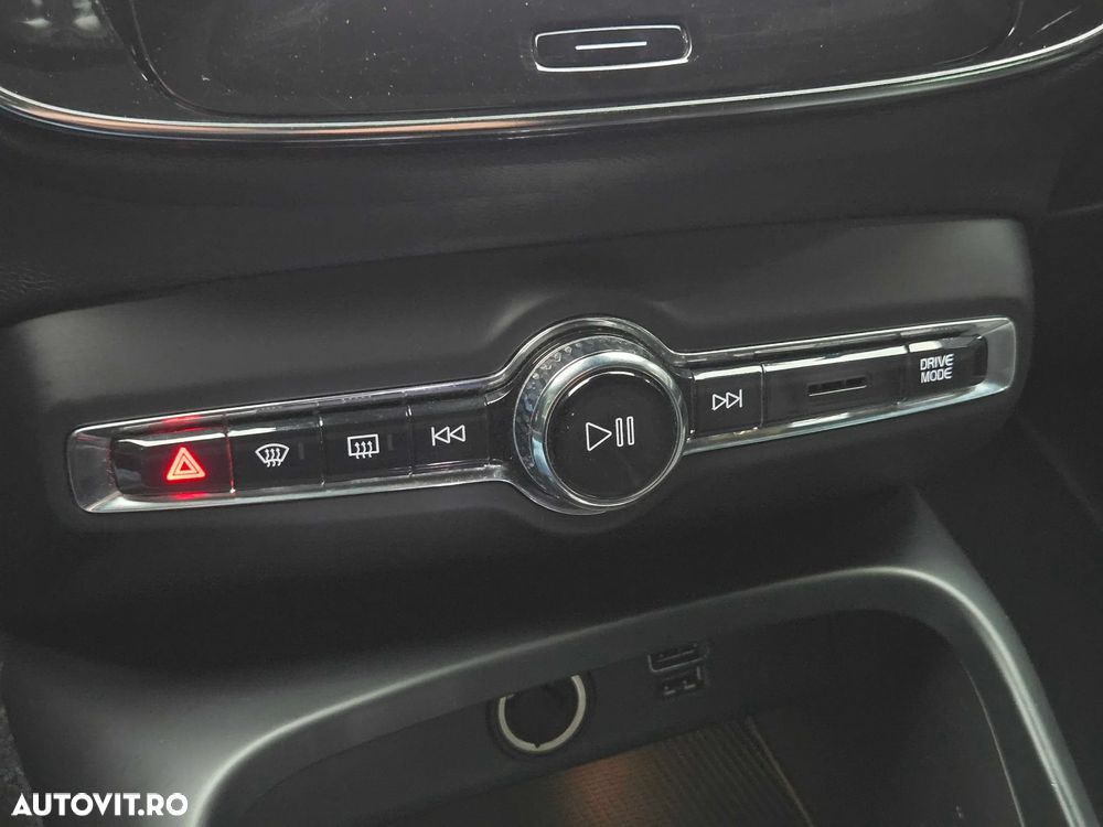 Volvo XC 40 D4 AWD Geartronic Inscription - 20