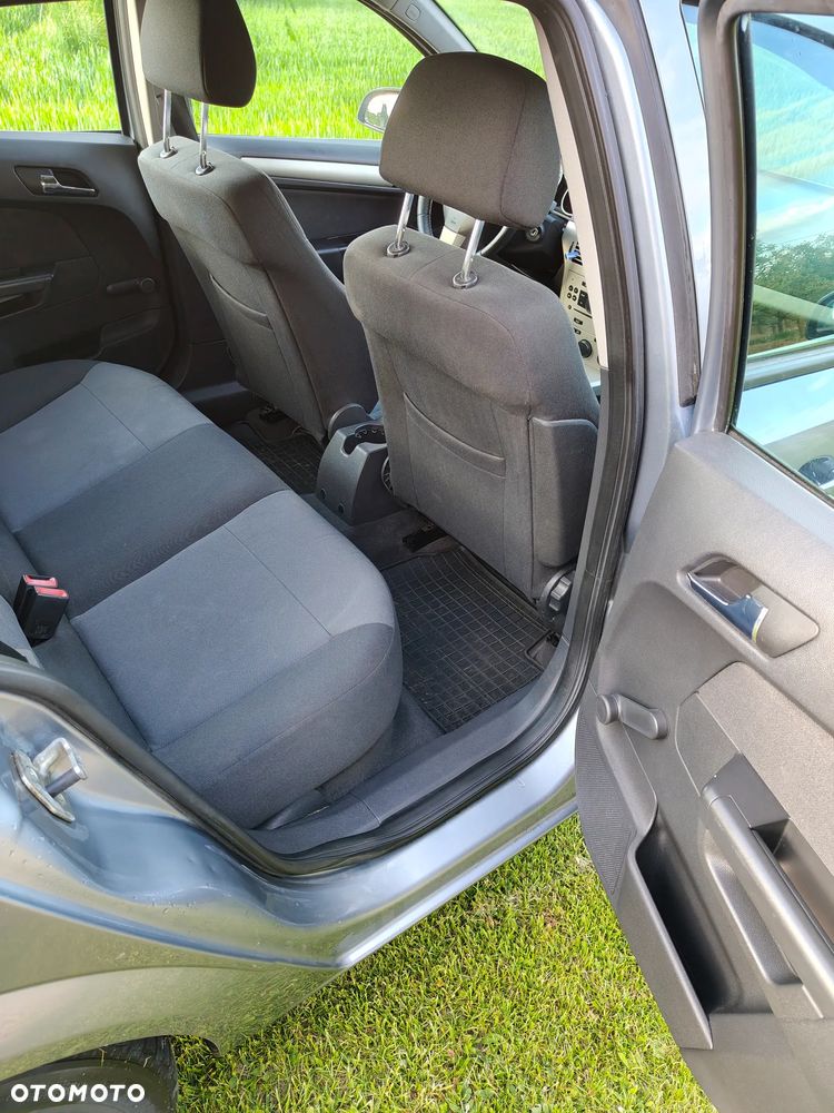 Opel Astra - 14